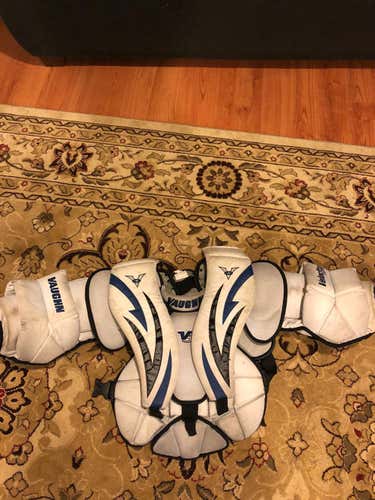 Junior Large Vaughn V5 Velocity 7190 chest protector