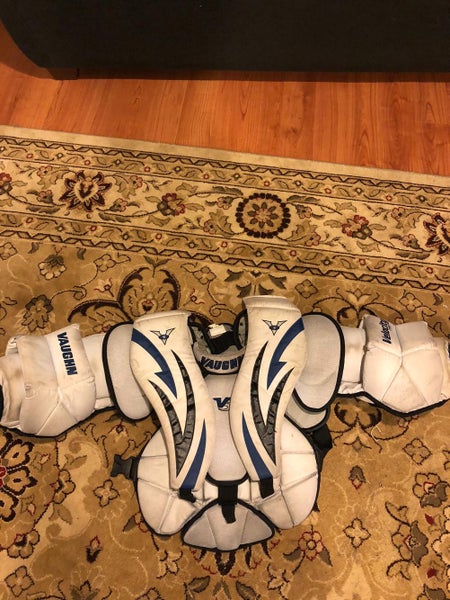 Junior Large Vaughn V5 Velocity 7190 chest protector