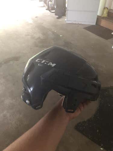 CCM Vector V08 Helmet