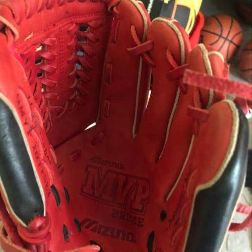 Mizuno MVP Prime Glove. Very Cheap! Used Twice