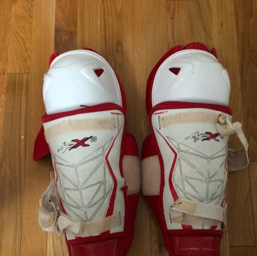Used Bauer Apx2 14” Shin Pads