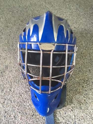 Bauer NME Goalie Mask Senior Small/Medium