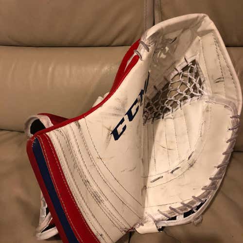 CCM Extreme Flex 500 goalie glove