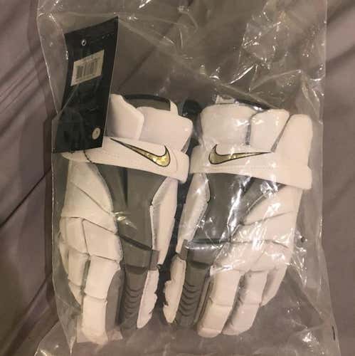 Brand New Nike Vapor Elite Gloves