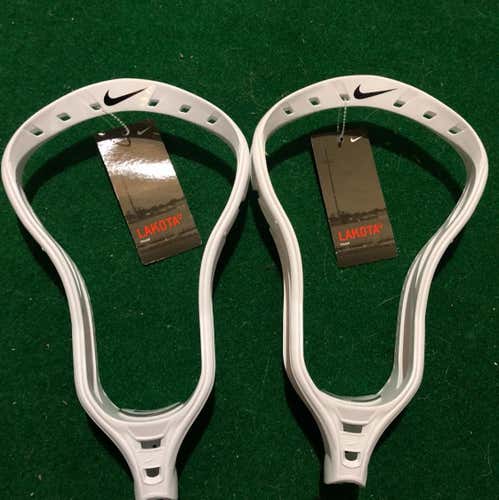 1 New Nike Lakota U (w/ Tags)