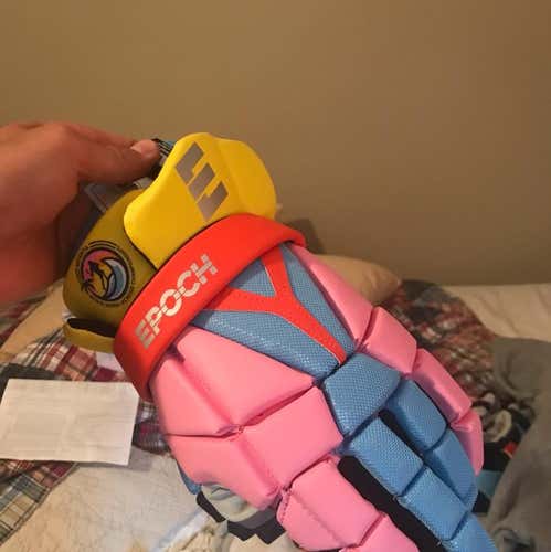 2018 World championships Gloves