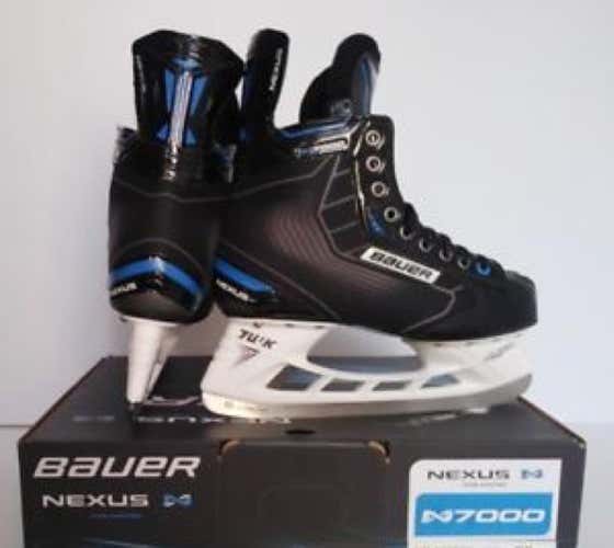 Bauer Nexus N7000 8.5 D Senior W/Speed plates used for 5 games