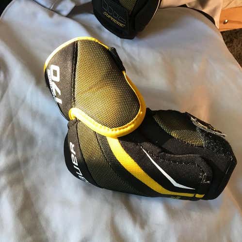 Bauer Supreme 170 Elbow Pads; Senior Medium