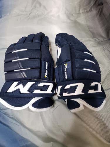 New CCM 4 ROLL PRO Gloves 14"