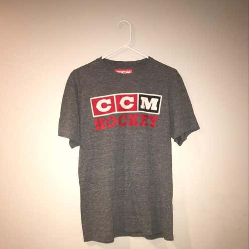 CCM Hockey Medium Shirt