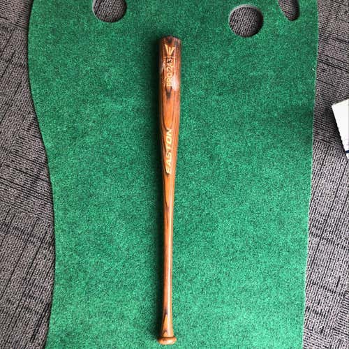 Easton Wood Bat Pro 243