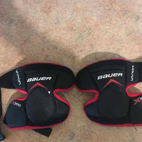 Bauer Vapor X900 Youth Knee Guards / Pads