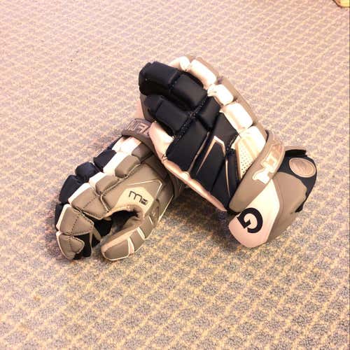 Georgetown Hoyas Maverik M4 Gloves