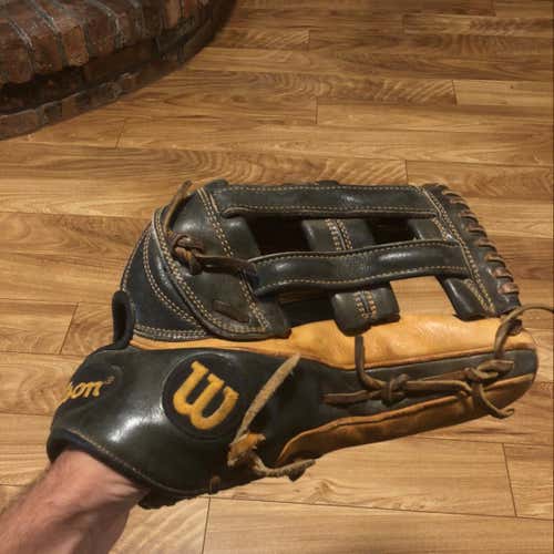 Wilson A2K