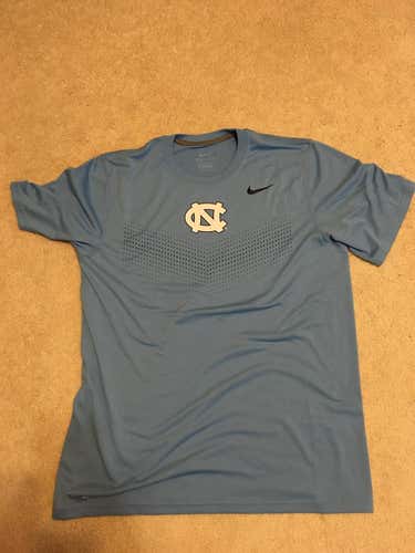New Nike Dry Fit UNC Shirt
