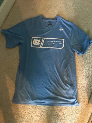 New Nike Dry Fit UNC Shirt