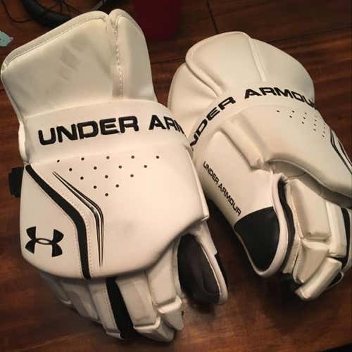 Barely Used Under Armour Headline Box Goalie Gloves