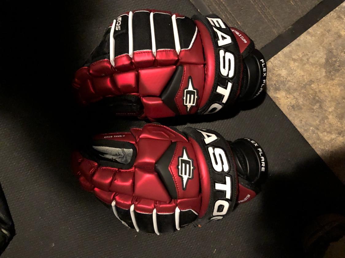 Easton Mako M1 10 Hockey Gloves