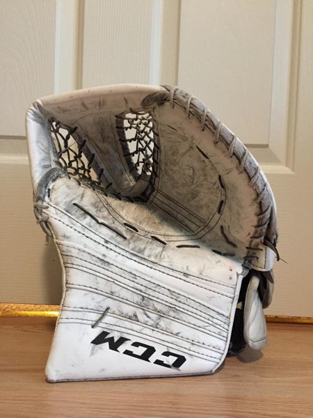 CCM Premier Pro Glove