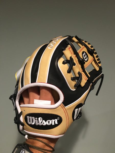 A2000 2018 June Glove of the Month 11.5" 1786 NWT FSO