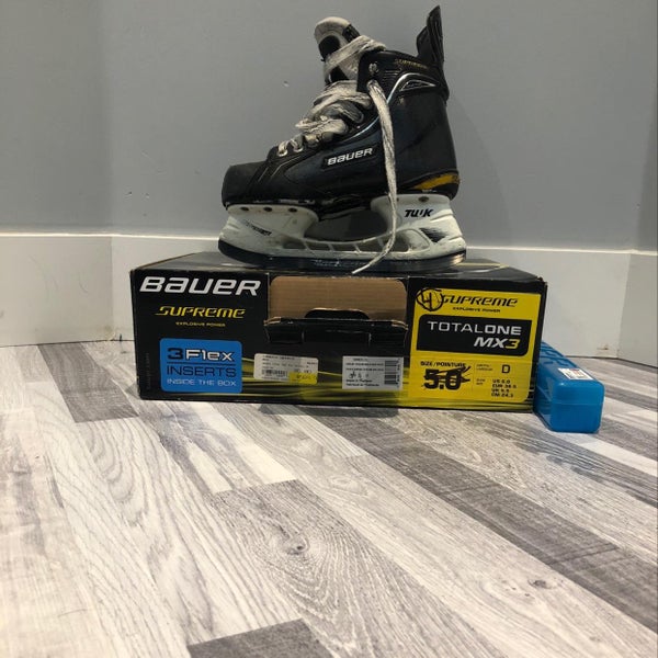 Bauer Total One100 With 3 Pairs Of Black Steel Size 4 #BTOS4
