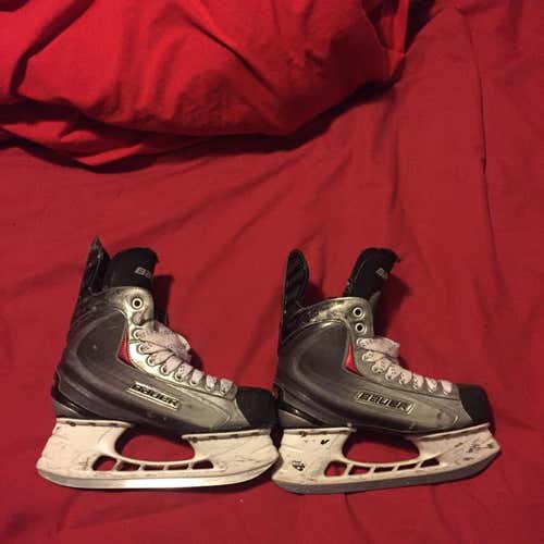 Used Bauer X60 Skates Size 6D MAKE OFFER