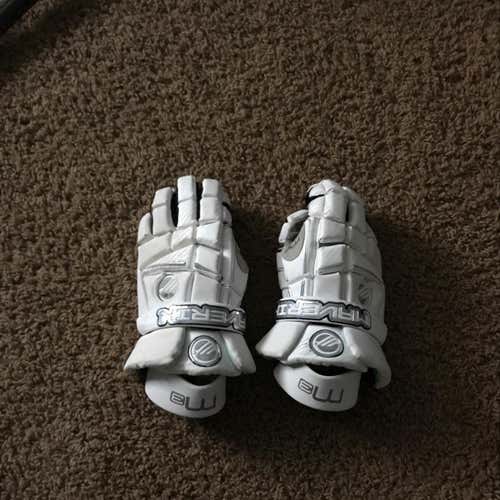 Maverik M3 Gloves (Barely Used)
