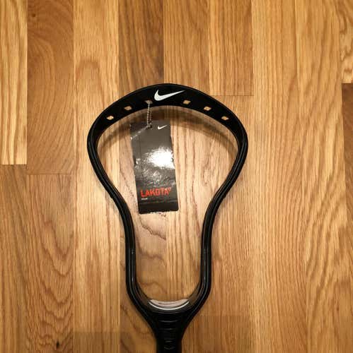 New Nike Lakota U Black