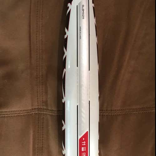 Combat Maxum Senior Big Barrel Bat