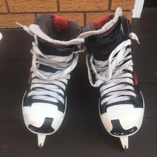 CCM RBZ 90 Goal Skates Size 9D