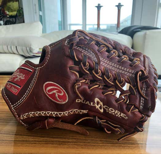 Light Used Rawling Primo