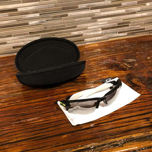 Custom Oakley Flack Jacket 2.0 Black/White/Optic Yellow/Chrome