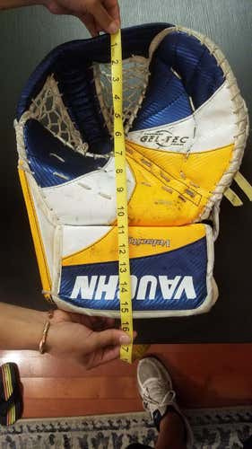 Vaughn Velocity V2 Goalie Glove & Blocker Pro-Spec/Pro-Size (White/Silver/Navy)