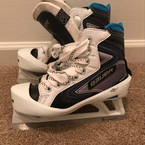 Bauer Reactor 5000 Youth Goalie Skates Size 13.5 D