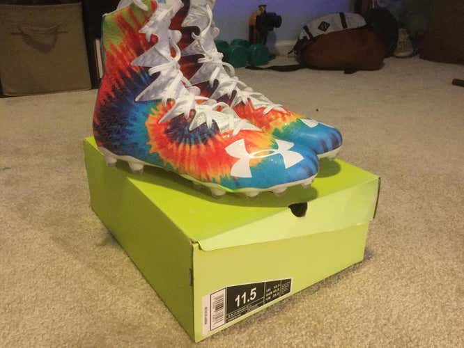 New Under Armour Highlight Cleats