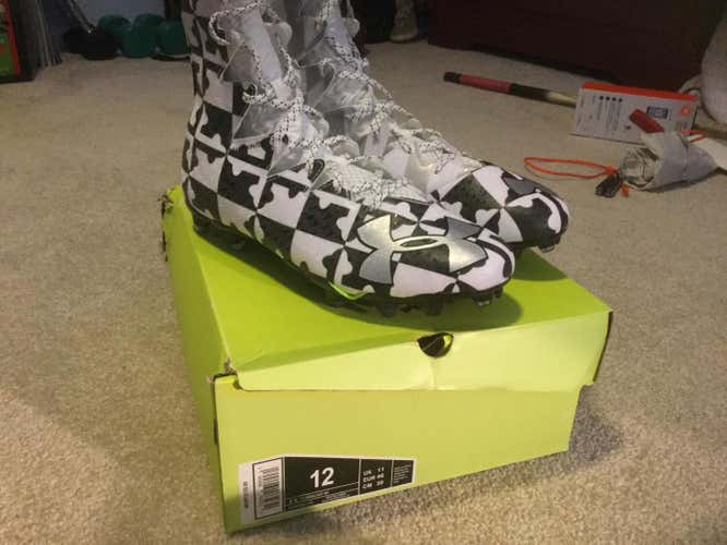 New Under Armour Highlight Cleats