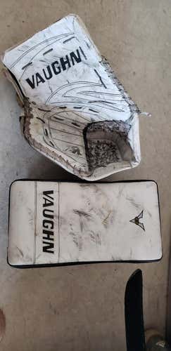 Vaughn V5 Goalie Glove & Blocker Regular Senior