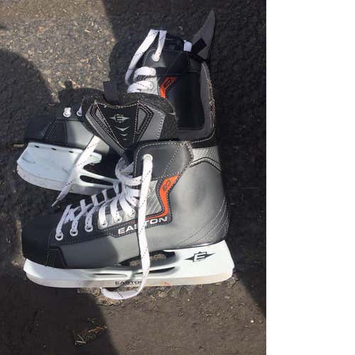 Easton Skates Intermediate Size 11