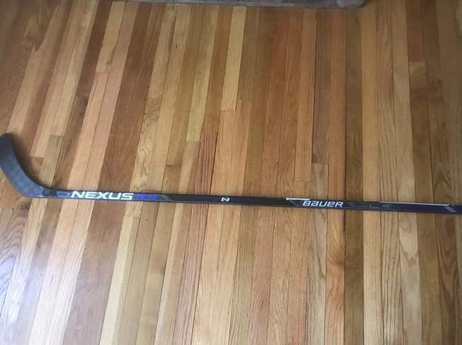 Bauer 1N Pro Stock Left P92 87 Flex Grip New