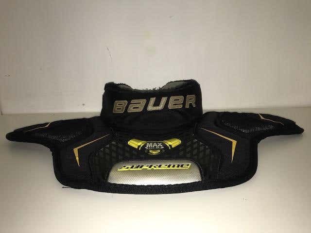 Bauer Supreme Goalie Neck Protector