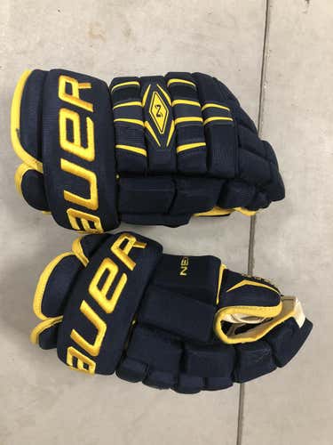 New Bauer University of Michigan 4 Roll Gloves Senior