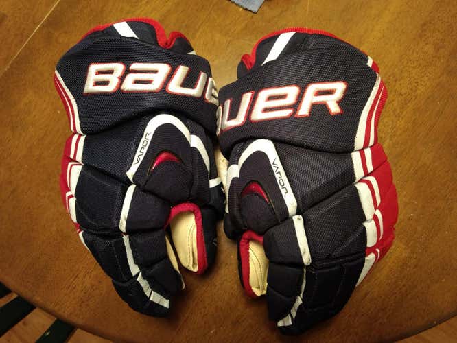 New Bauer APX Pro Gloves Senior
