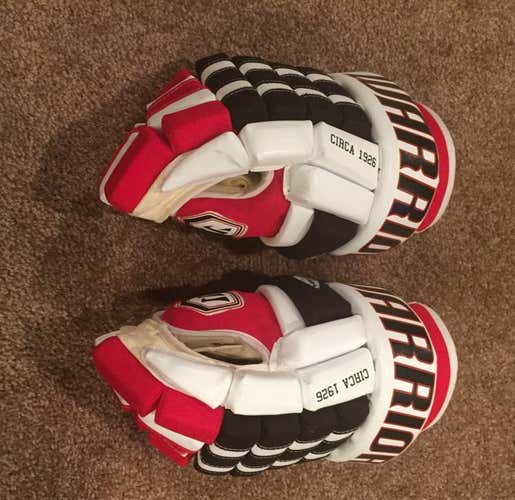 Warrior Remix Hockey Gloves 13”