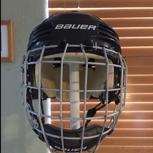 Bauer 4500 Hockey Helmet Combo