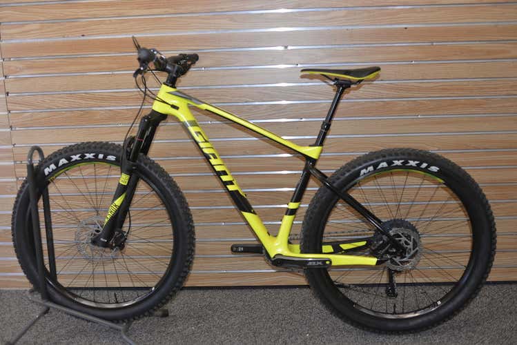 2018 Giant XTC Advanced 27.5