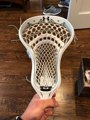 New Under Armour Command Head w/ StringKing 3S