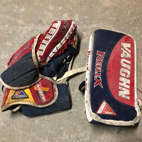 Vaughn Goalie Glove And Blocker