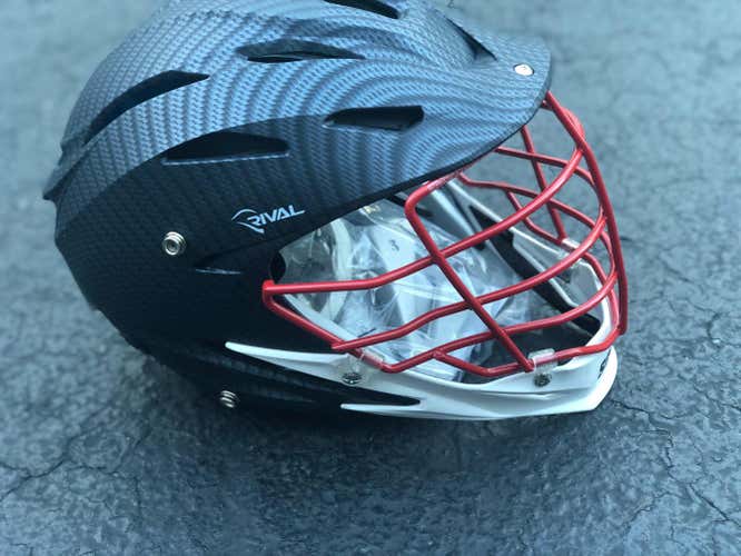 New STX Rival - Carbon Fiber Shell, Size S/M