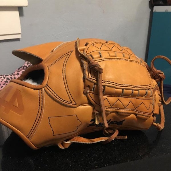 44 Pro Pitching Glove