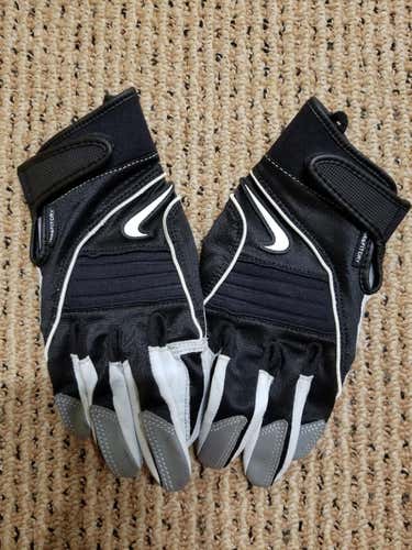 Nike FITDRY Football Gloves